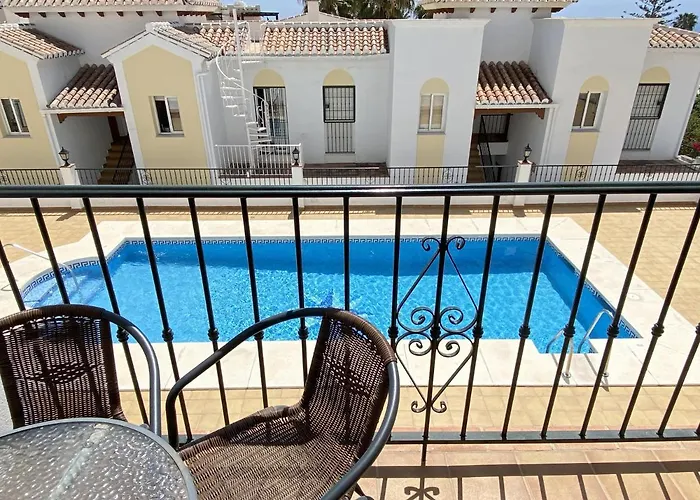 Chimenea Pinar 2 Apartments Casasol